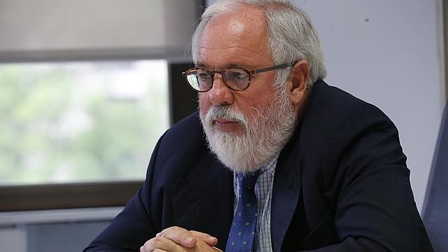 La Eurocámara examina a Arias Cañete para evaluar su idoneidad como comisario europeo