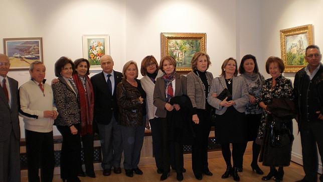 Socios de Arte durante la inauguración de la XX exposición de pintura, uno de sus proyectos más destacados