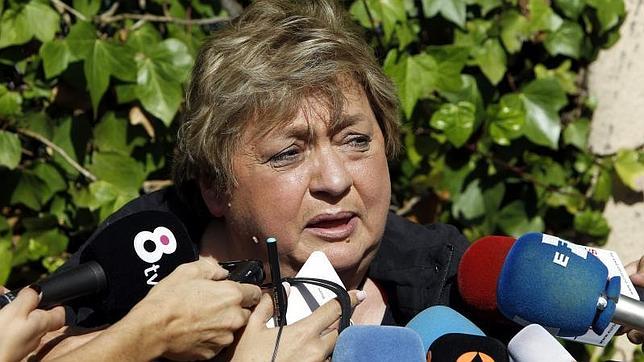 Teresa Romero va recuperando la memoria pero no recuerda haberse tocado la cara con un guante 