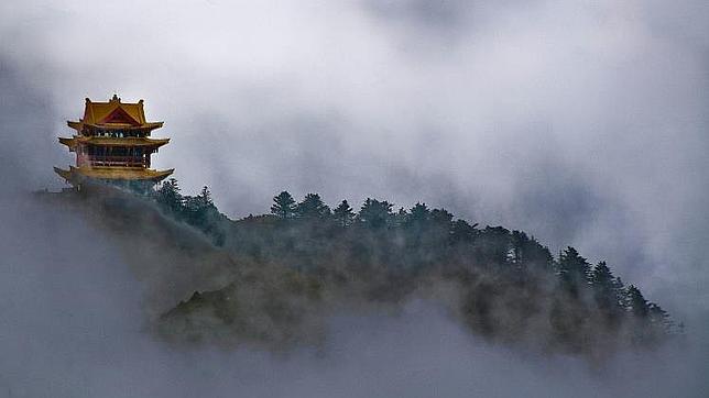 Pagoda de Wanfoding (Pico de los Diez Mil Budas) en el Monte Emei