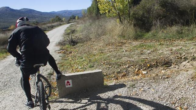 Las vías y senderos señalizados para caminar o circular en bicicleta