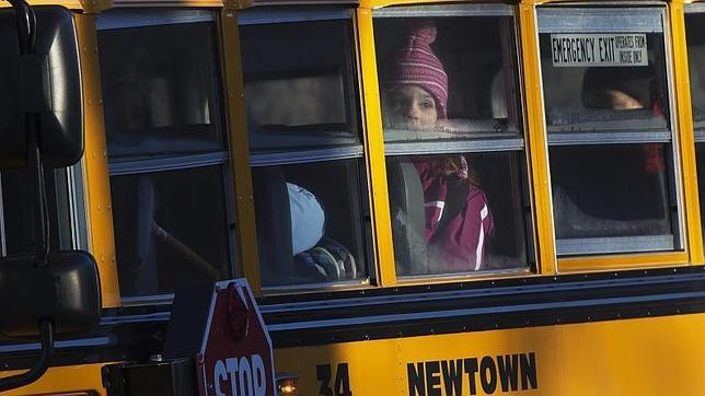 La tragedia del colegio Sandy Hook, en Newtown, Connecticut, despertó el debate sobre la necesidad de armar a los profesores