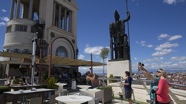 Por cuatro euros pueden apreciarse las espectaculares vistas al centro de la ciudad